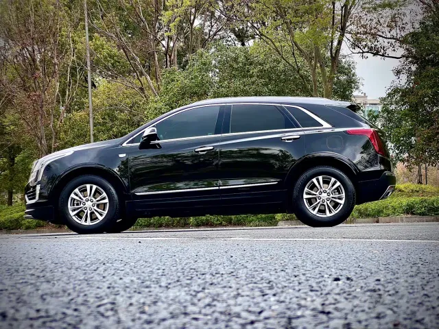 Cadillac XT5 — Фото автомобиля 8