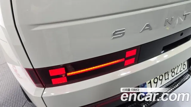Hyundai Santafe — Фото автомобиля 18