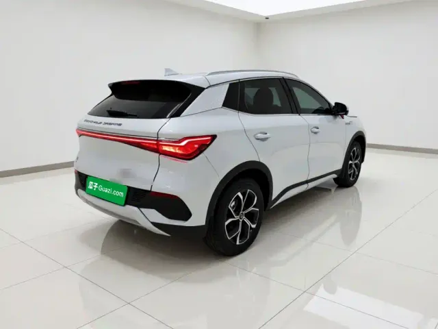 BYD Yuan PLUS — Фото автомобиля 6