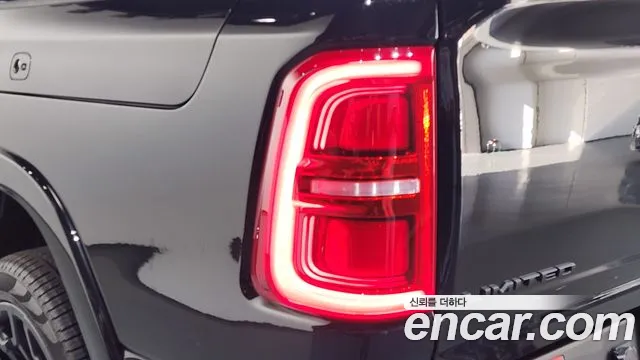 Dodge Ram — Фото автомобиля 23