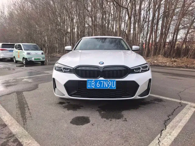BMW 3 Series — Фото автомобиля 2