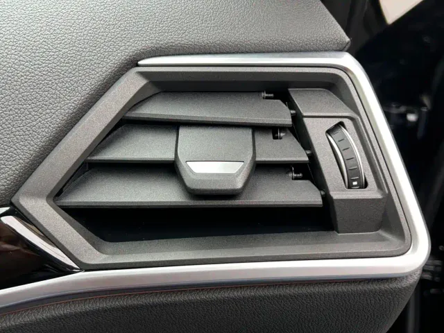 BMW 3 Series — Фото автомобиля 20