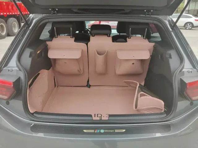 Volkswagen ID.3 — Фото автомобиля 4