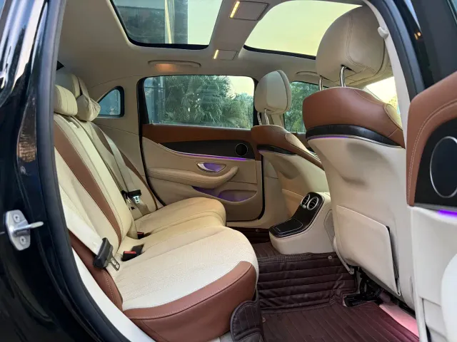 Mercedes-Benz E-Class — Фото автомобиля 14