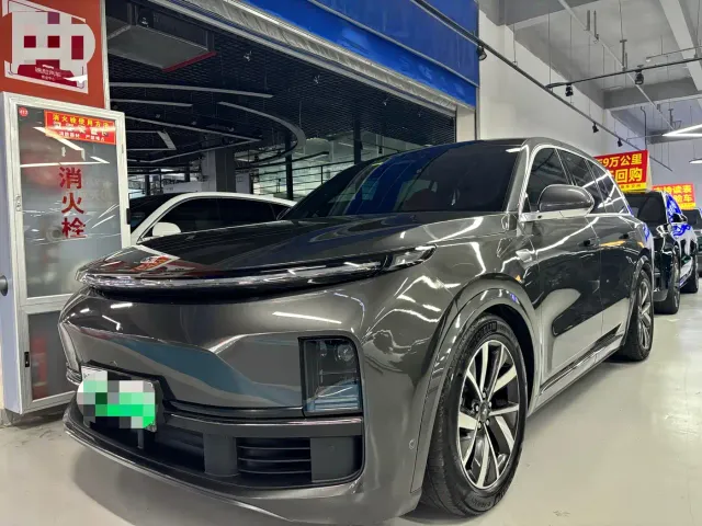 Фотография автомобиля — Li Auto L8