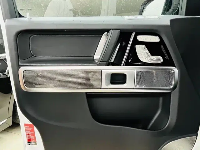 Mercedes-Benz G-Class — Фото автомобиля 7
