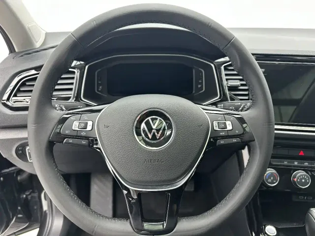 Volkswagen T-Roc — Фото автомобиля 17