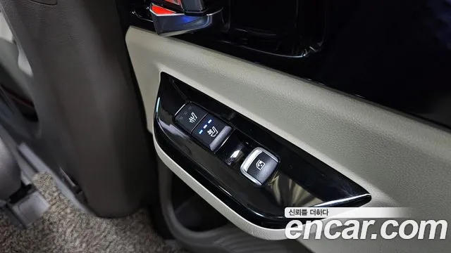Kia Carnival 4th Gen — Фото автомобиля 25