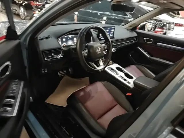 Honda Integra 2023 2.0L e:HEV Sharp Premium Edition — Фото автомобиля 15