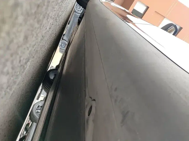 Tesla Model Y — Фото автомобиля 21