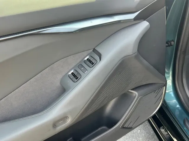 Xpeng P7 — Фото автомобиля 15