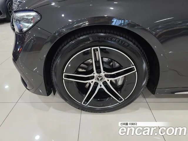Mercedes-Benz E-Class W214 — Фото автомобиля 5