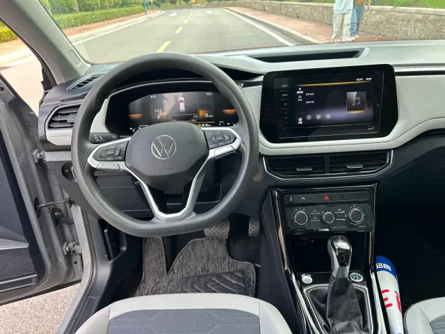 Volkswagen Tharu — Фото автомобиля 14