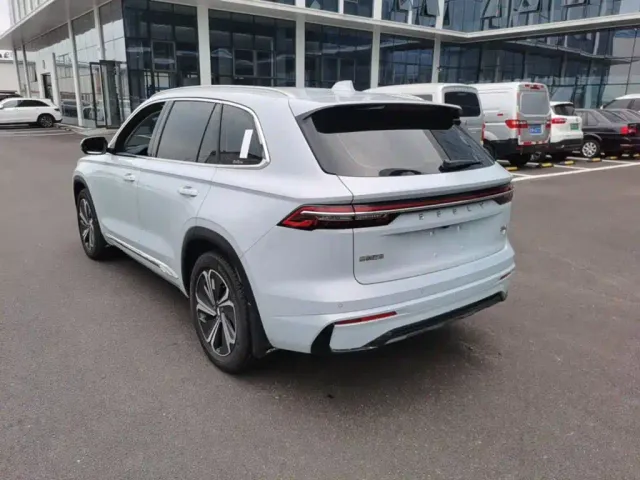Geely Xingyue L — Фото автомобиля 4