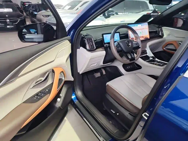 BYD Song Pro — Фото автомобиля 15