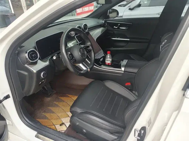 Mercedes-Benz C-Class — Фото автомобиля 8