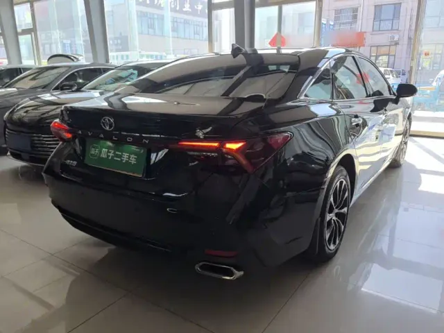 Toyota Avalon — Фото автомобиля 6