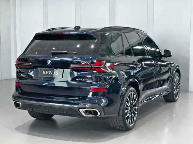 BMW X5 — Фото автомобиля 3