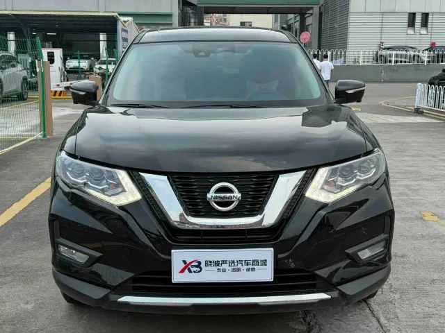 Nissan X-Trail — Фото автомобиля 3