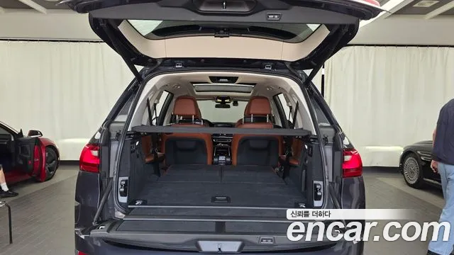 BMW X7 — Фото автомобиля 20