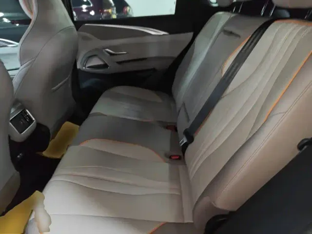BYD Song Pro — Фото автомобиля 16