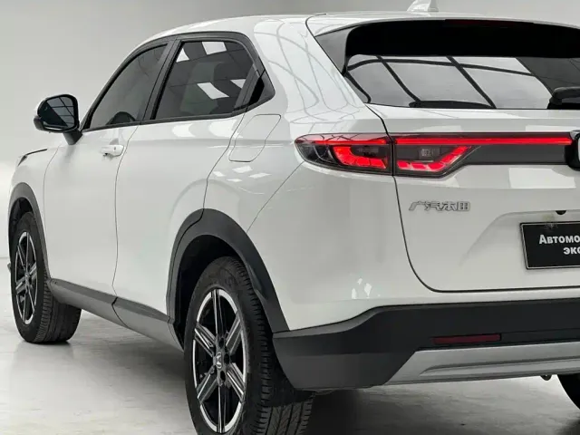 Honda Vezel — Фото автомобиля 13