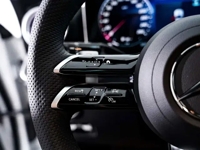 Mercedes-Benz C-Class — Фото автомобиля 25