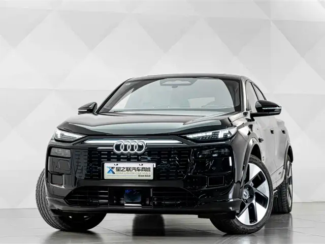 Audi Q6L Sportback e-tron — Фото автомобиля 2