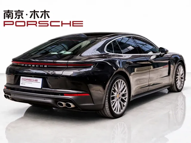 Porsche Panamera — Фото автомобиля 3