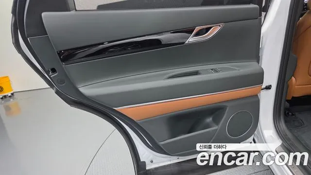 Genesis GV80 2.5T Бензин AWD — Фото автомобиля 21