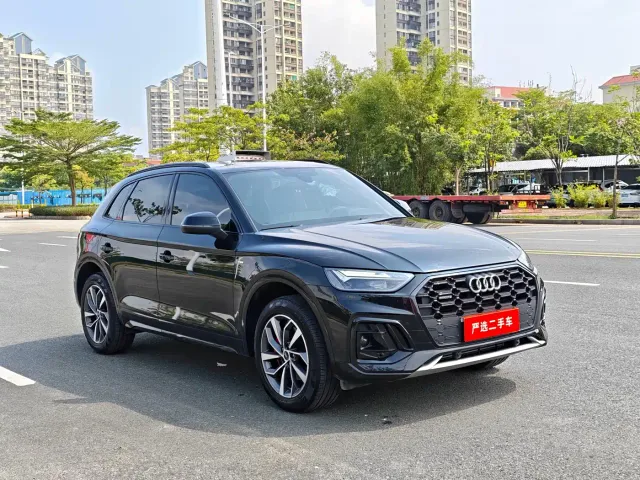 Audi Q5L — Фото автомобиля 2