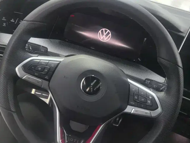 Volkswagen Golf GTI — Фото автомобиля 15
