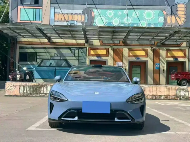 Xiaomi SU7 — Фото автомобиля 2