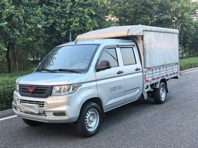 Фотография автомобиля — Wuling Rongguang New Truck