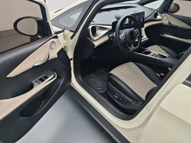 BYD Dolphin — Фото автомобиля 15