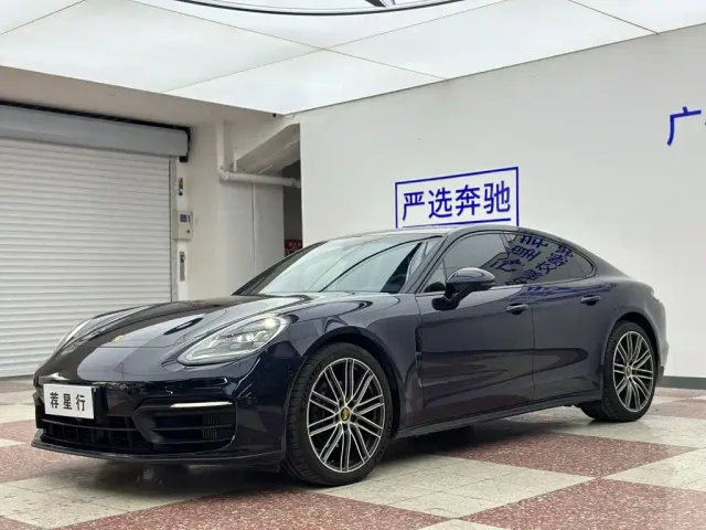 Porsche Panamera — Фото автомобиля 2