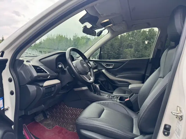 Subaru Forester — Фото автомобиля 10