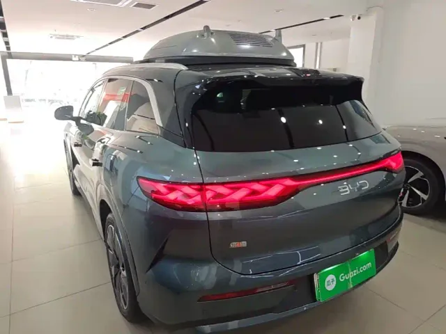 BYD Tang L — Фото автомобиля 4