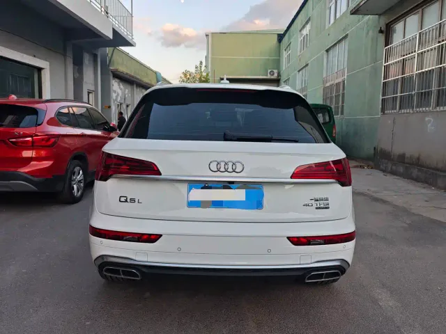 Audi Q5L — Фото автомобиля 4