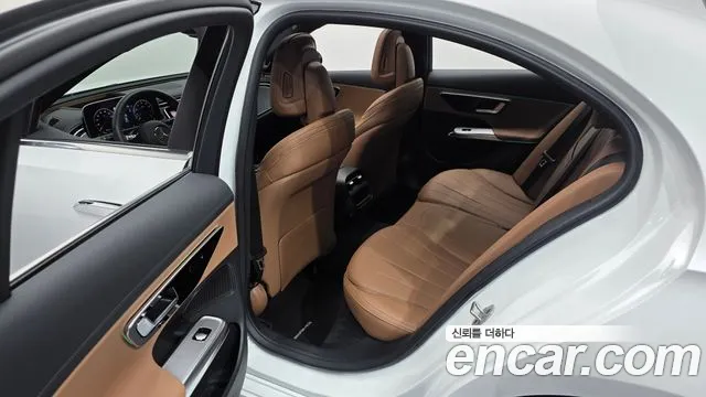 Mercedes-Benz E-Class W214 — Фото автомобиля 26