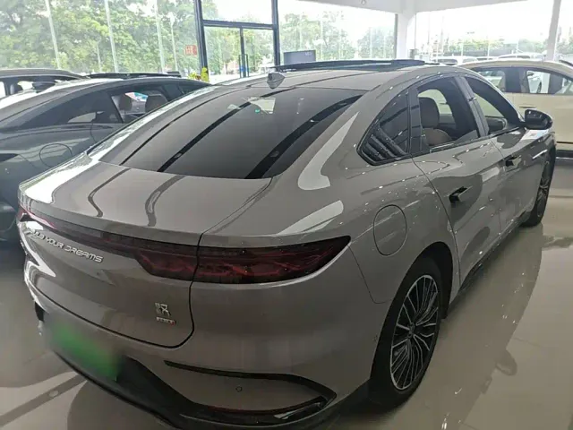 BYD Han — Фото автомобиля 6