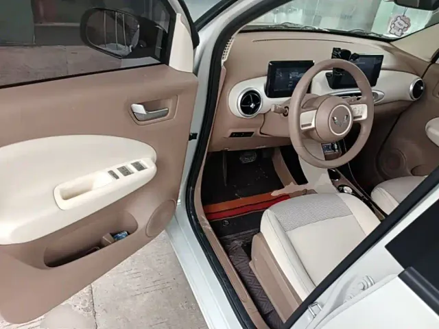 Wuling Hongguang Mini EV — Фото автомобиля 11