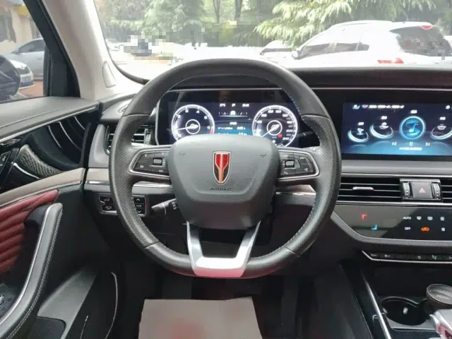 Hongqi HS5 — Фото автомобиля 2