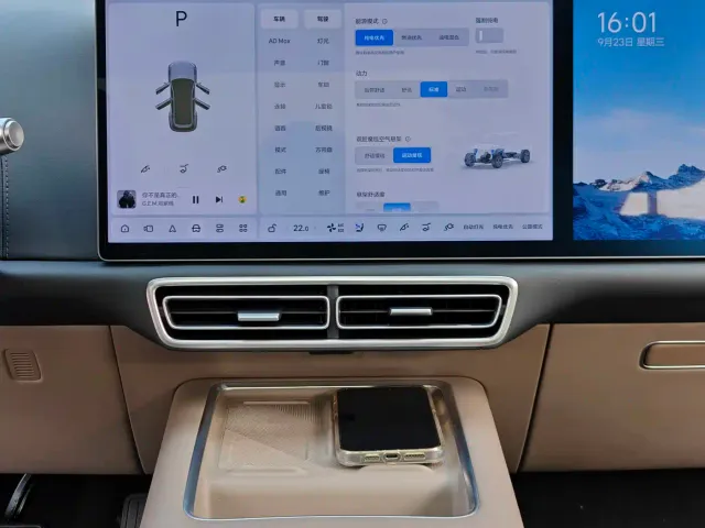 Li Auto Li Auto L7 2025 Max Smart Renewal Edition — Фото автомобиля 9