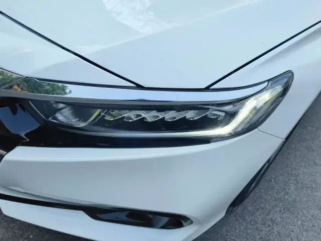 Honda Accord 2022 260TURBO Luxury Edition — Фото автомобиля 5