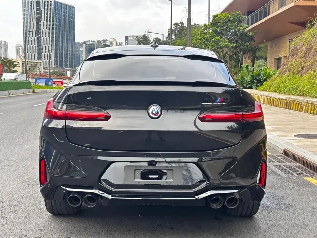 BMW X4 M — Фото автомобиля 13