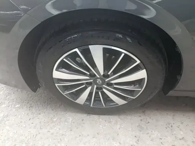 Changan Qiyuan A05 — Фото автомобиля 22