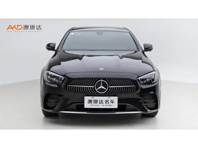 Mercedes-Benz E-Class — Фото автомобиля 2