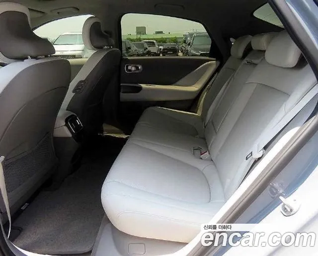 Hyundai Ioniq 6 — Фото автомобиля 9