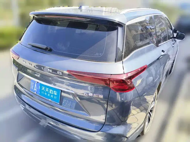 Wuling Victory — Фото автомобиля 2